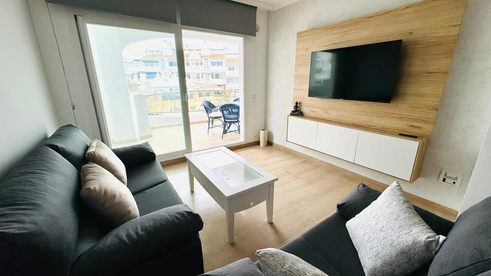 G&G Isla Marina Puerto 2 Apartment Benalmadena