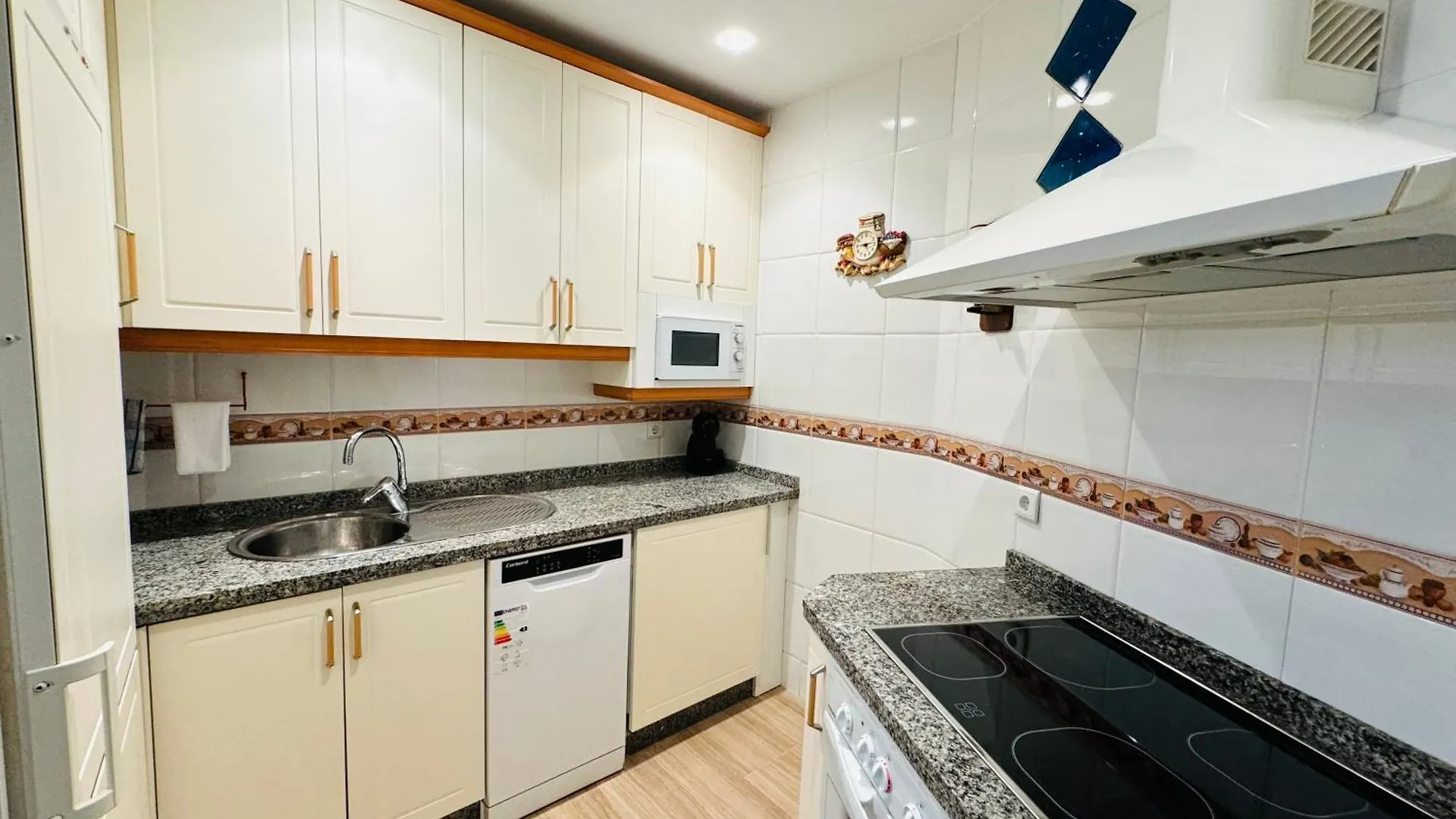 G&G Isla Marina Puerto 2 Apartment Benalmadena